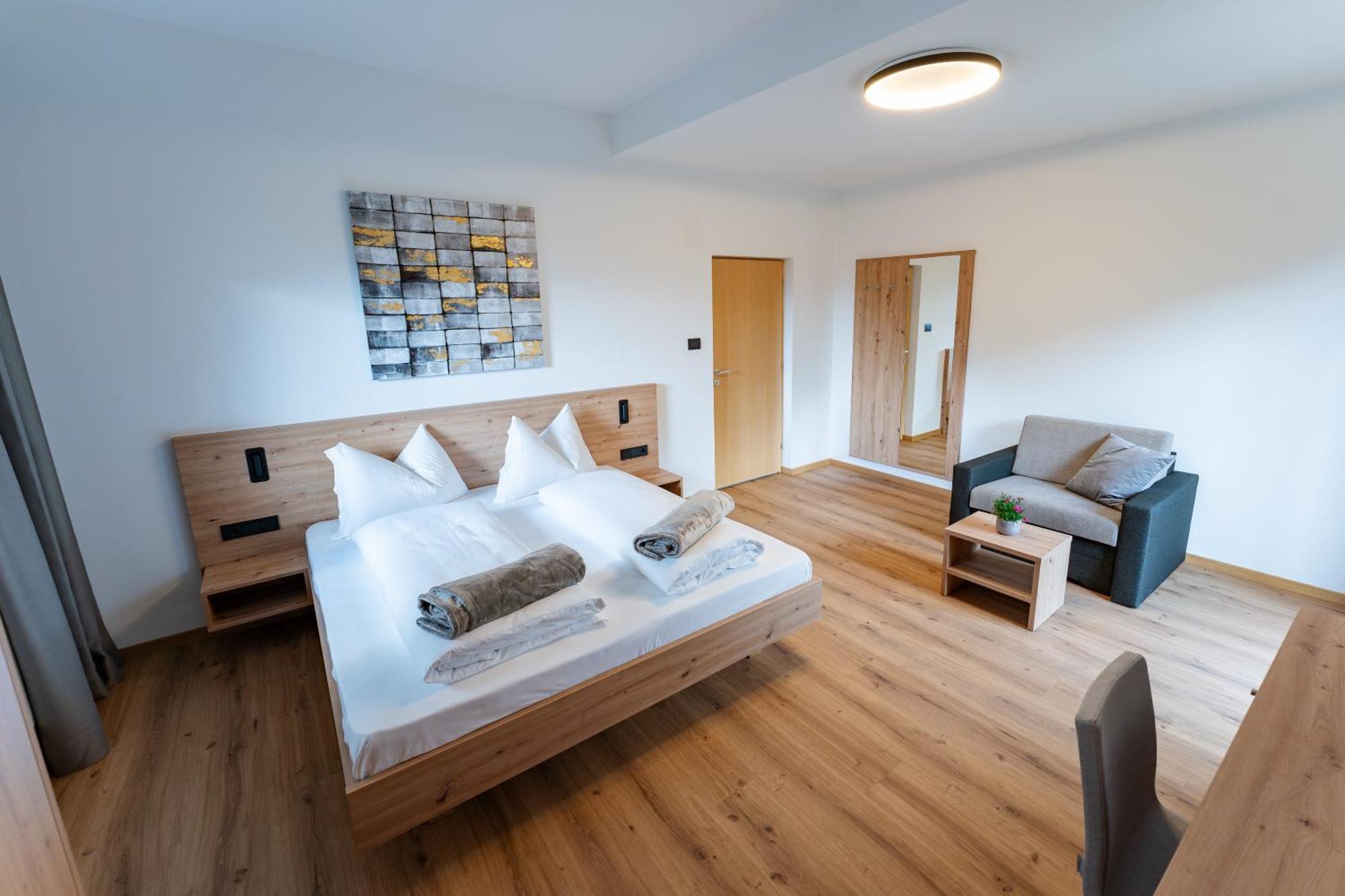 Self Service Hotel Schnalser Hof ナトゥルノ 部屋 写真