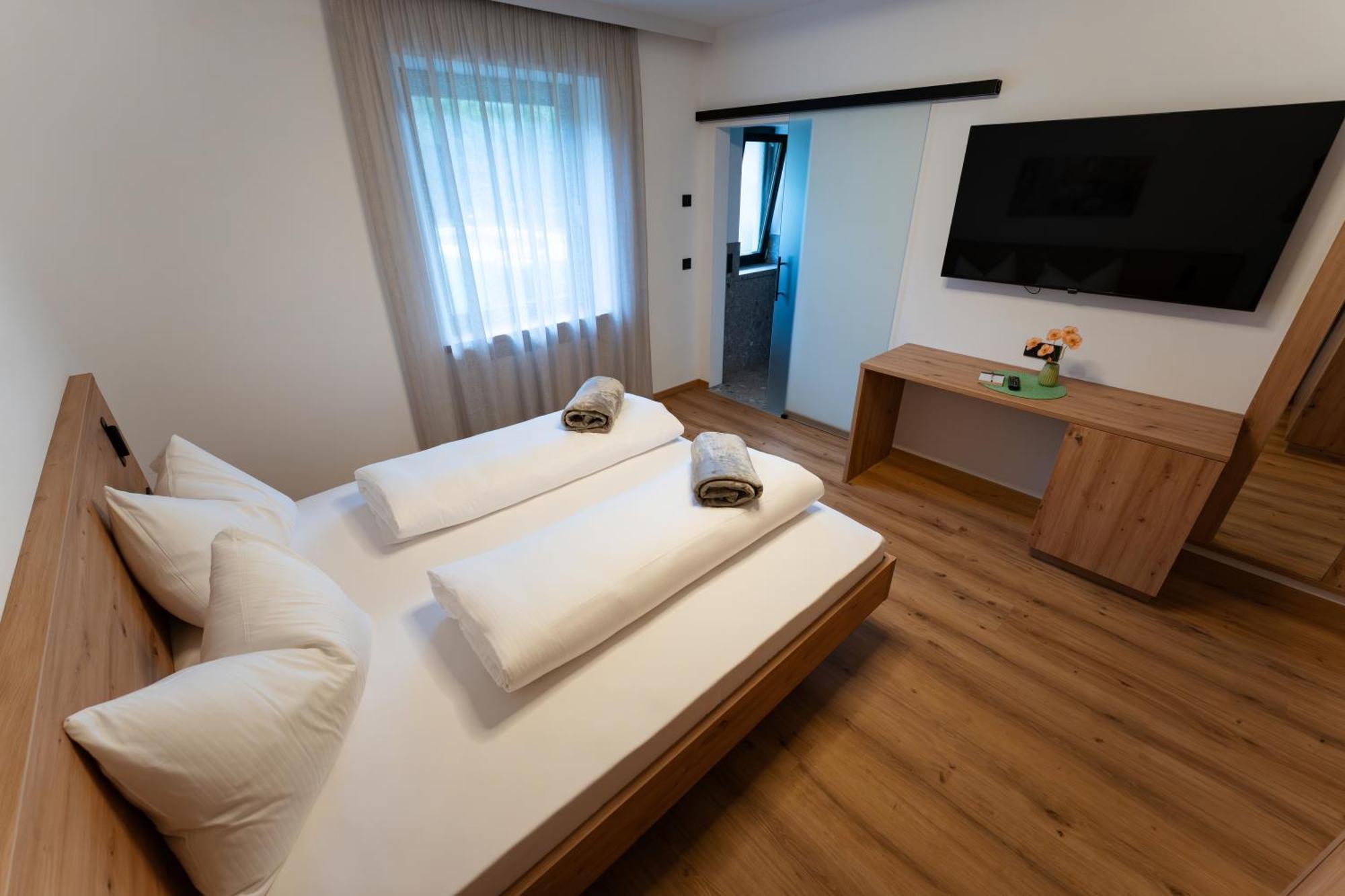 Self Service Hotel Schnalser Hof ナトゥルノ エクステリア 写真