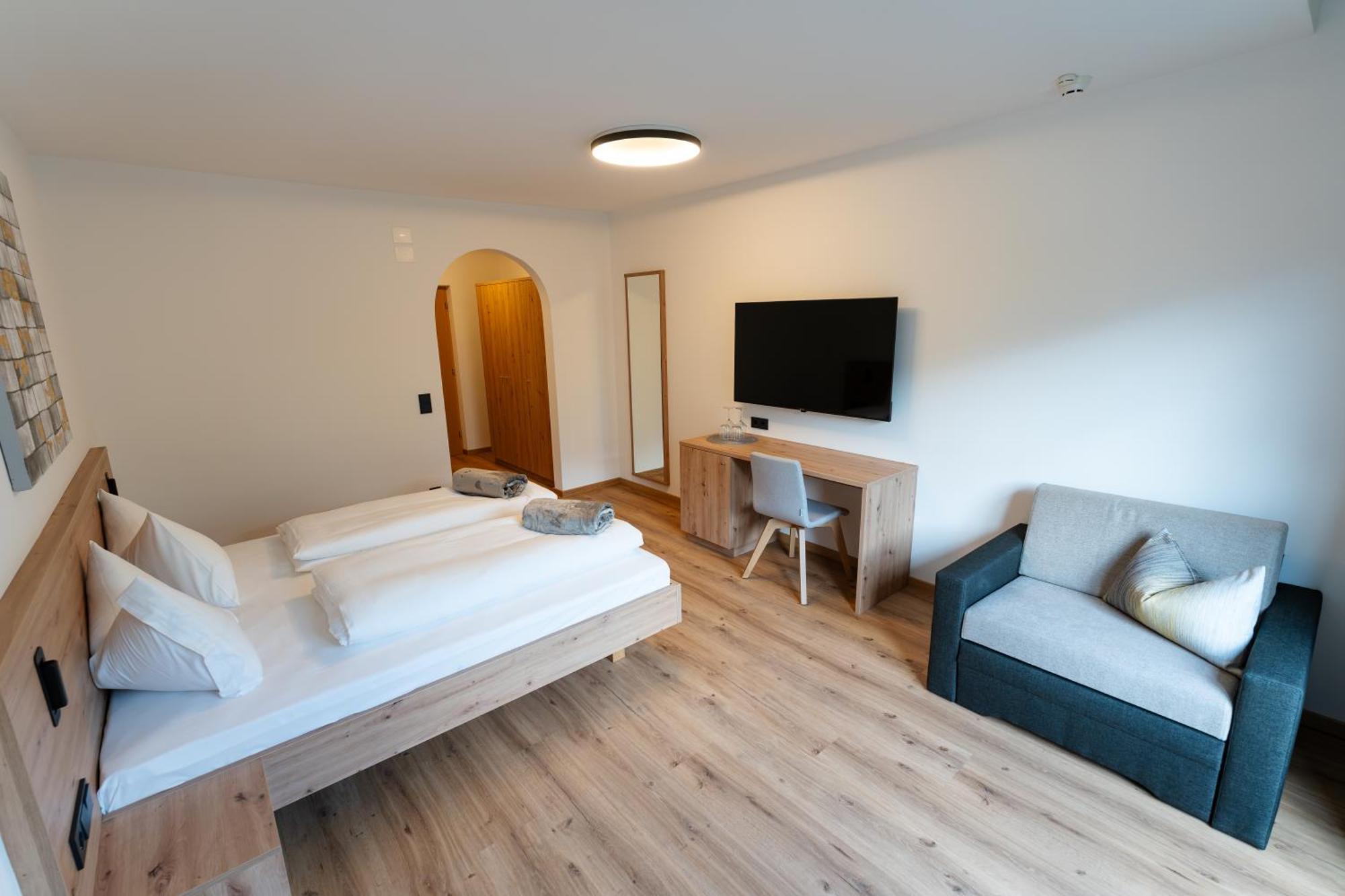Self Service Hotel Schnalser Hof ナトゥルノ エクステリア 写真