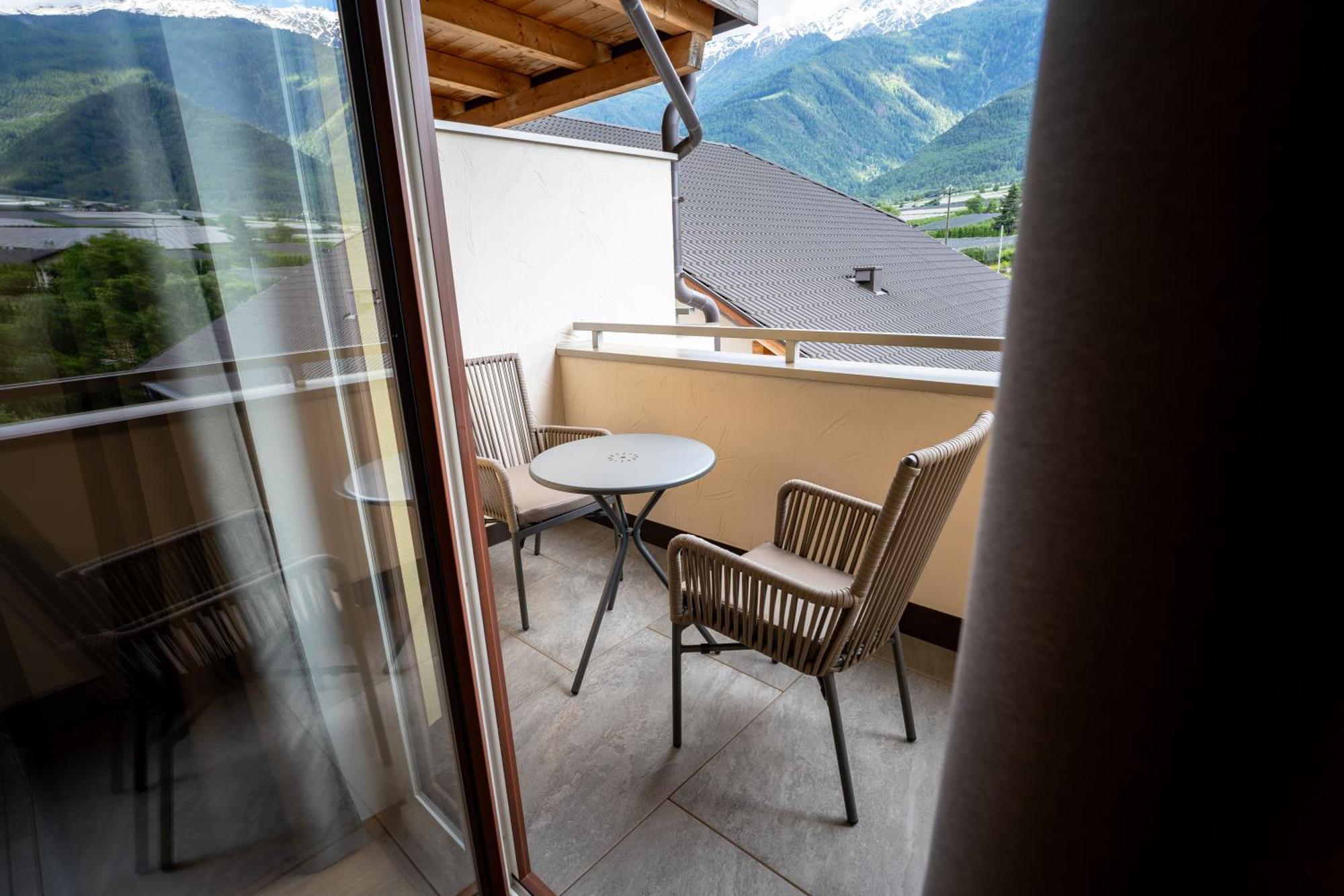 Self Service Hotel Schnalser Hof ナトゥルノ エクステリア 写真