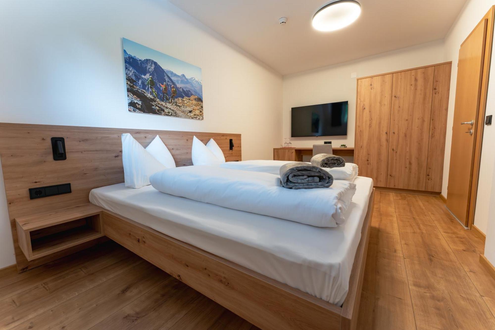 Self Service Hotel Schnalser Hof ナトゥルノ エクステリア 写真