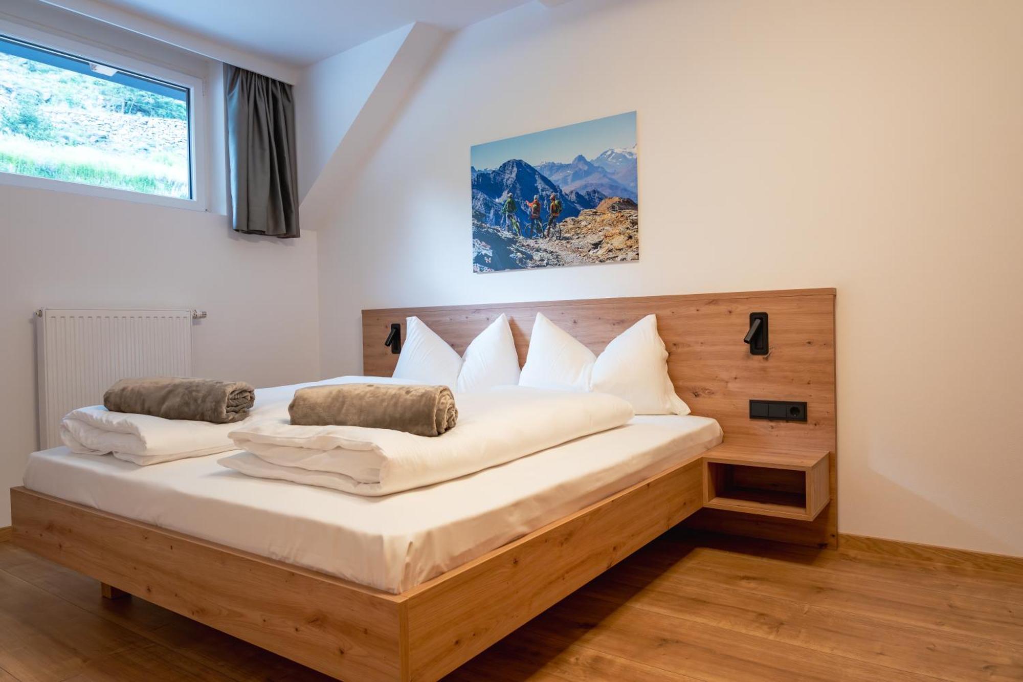 Self Service Hotel Schnalser Hof ナトゥルノ 部屋 写真